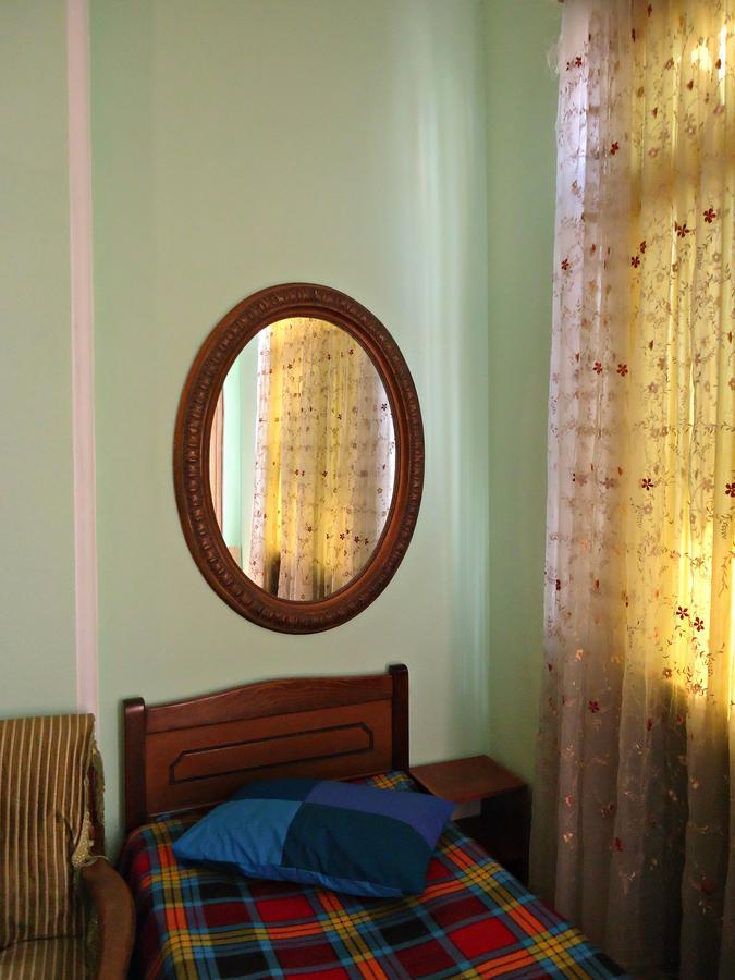 Bed and Breakfast Albatros Tiflis Exterior foto
