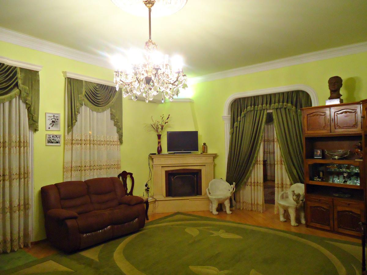 Bed and Breakfast Albatros Tiflis Exterior foto